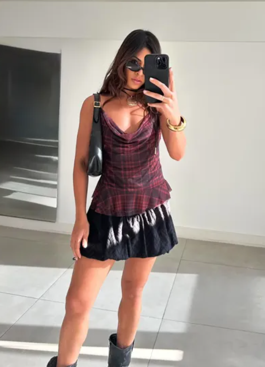 Xadrez em Tule com Decote Degagê